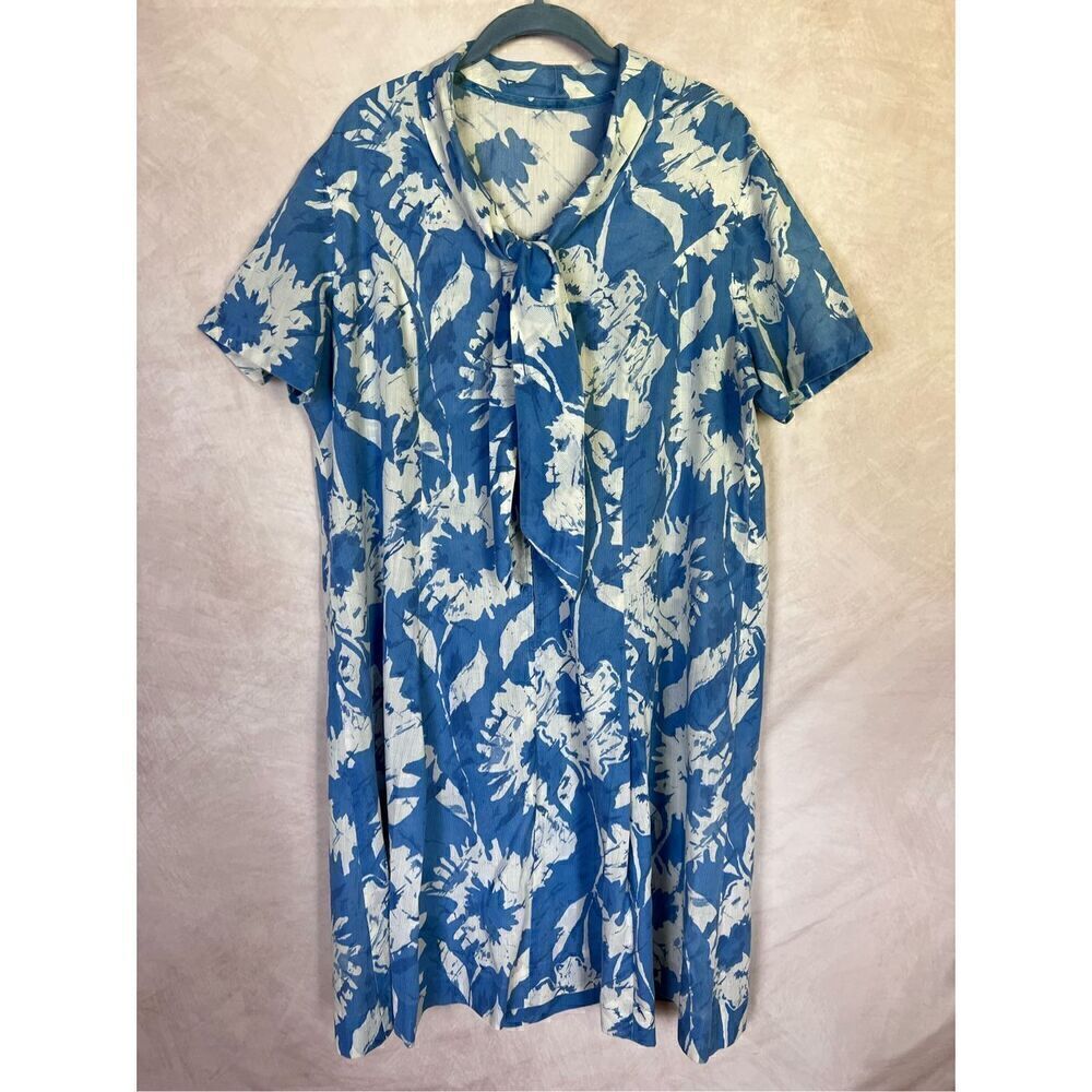 Vintage Plus Size 1970s Dress Housecoat